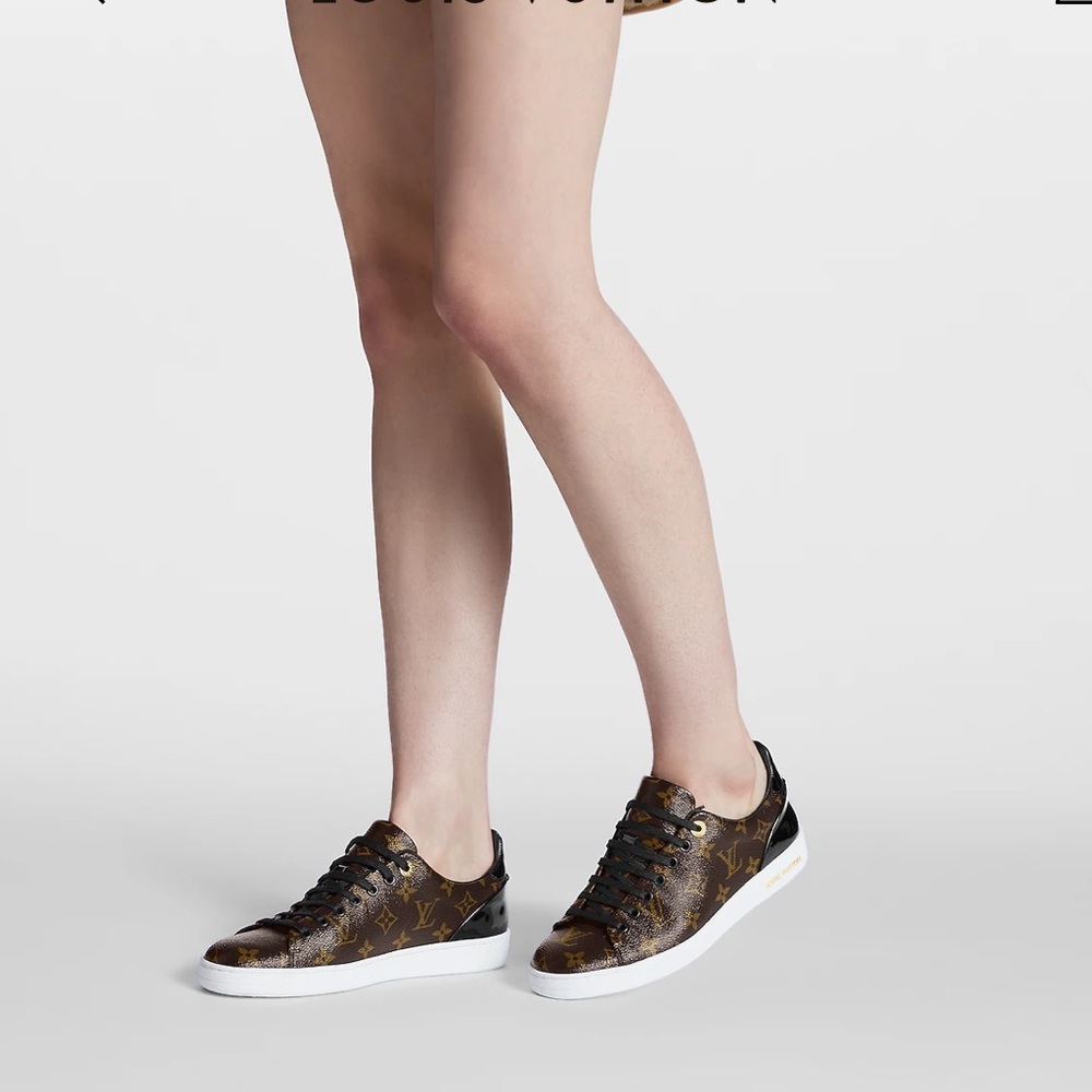 Louis Vuitton Sneakers - Picture 1 of 3